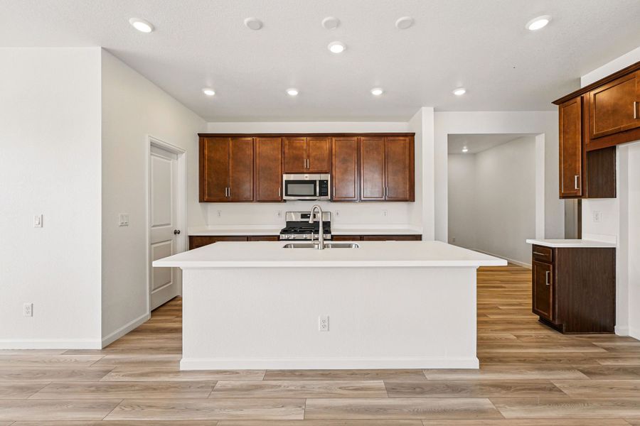 Representative furnished interior of a home built from the The Castlewood by Taylor Morrison in The Aurora Highlands Landmark Collection, Aurora (Image 13).