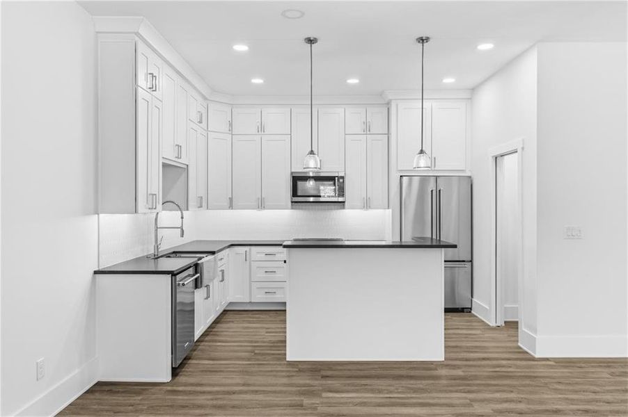 Furnished interior view inside a new home in , Alpharetta (Image 55).