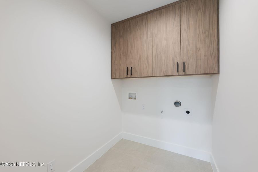 Spacious, unfurnished interior of a new home in , Jacksonville Beach (Image 26). Spacious, unfurnished interior of a new home in , Jacksonville Beach (Image 26).