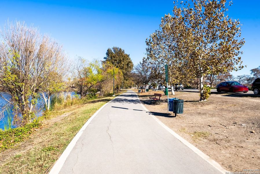 Natural landscape and outdoor views near  in San Antonio (Image 54).