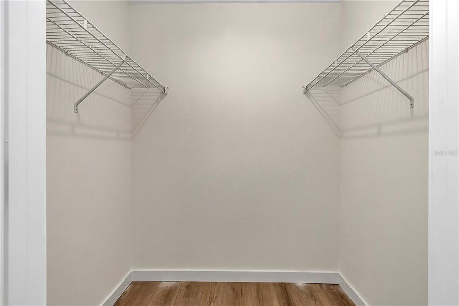 Spacious, unfurnished interior of a new home in , Dunnellon (Image 34).