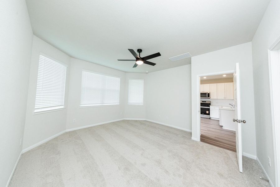 Spacious, unfurnished interior of a new home in Townsend Reserve, Splendora (Image 13). Spacious, unfurnished interior of a new home in Townsend Reserve, Splendora (Image 13).