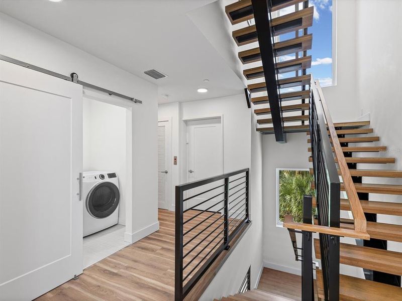 Furnished interior view inside a new home in , Clearwater (Image 35).
