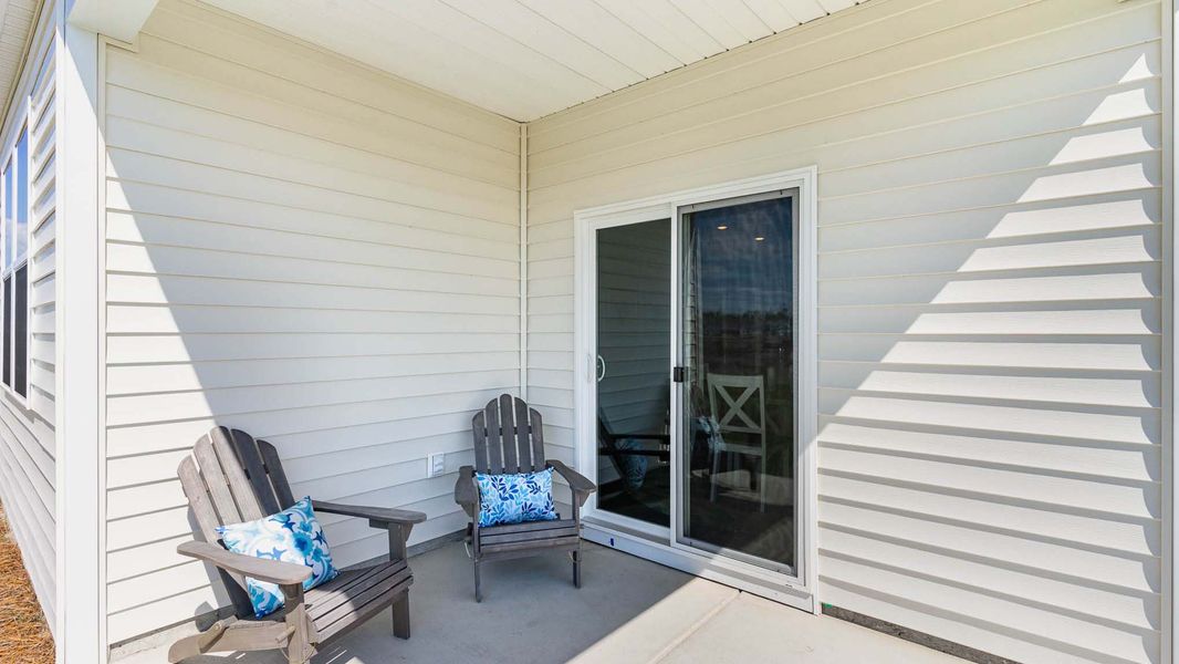 Representative exterior details of a home built from the CALI by D.R. Horton in Eden Springs, Longs (Image 3).