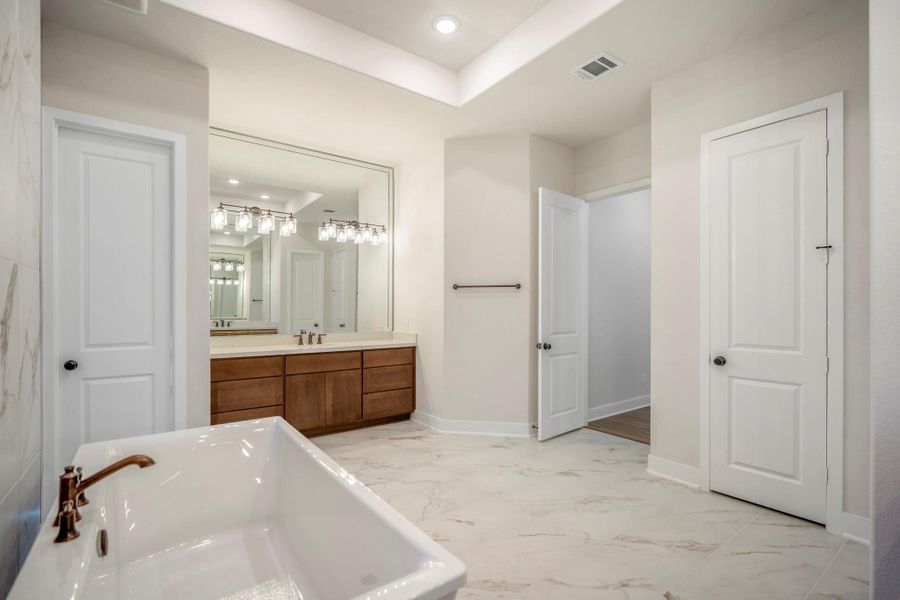 Furnished interior view inside a new home in Briarley, Montgomery (Image 8). Furnished interior view inside a new home in Briarley, Montgomery (Image 8).