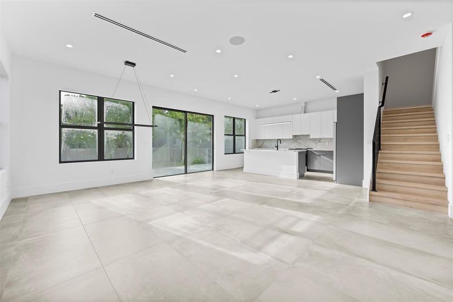 Spacious, unfurnished interior of a new home in , Fort Lauderdale (Image 14). Spacious, unfurnished interior of a new home in , Fort Lauderdale (Image 14).