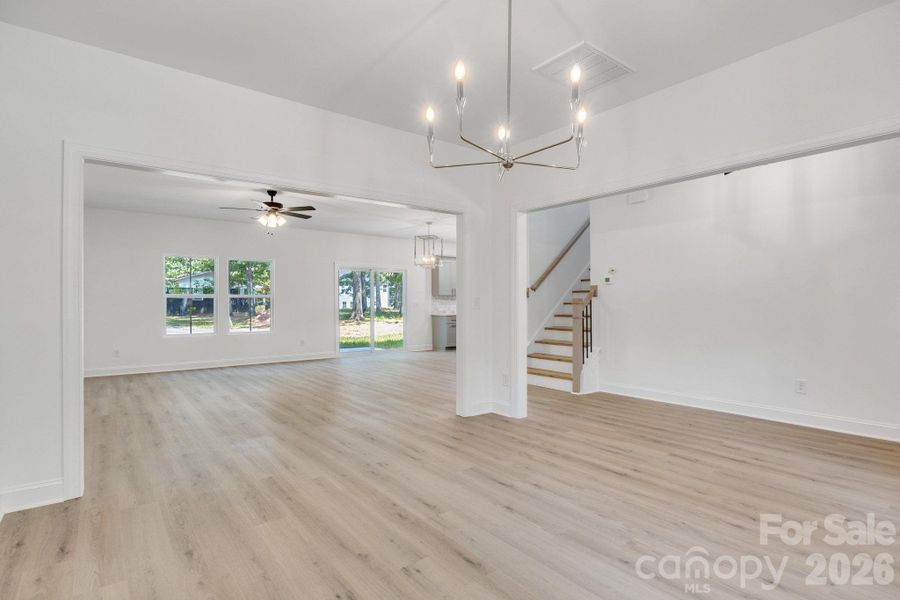 Spacious, unfurnished interior of a new home in , Harrisburg (Image 19).