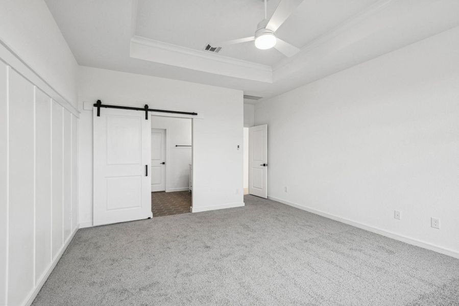 Private primary suite (*Photo not of actual home and used for illustration purposes only.)