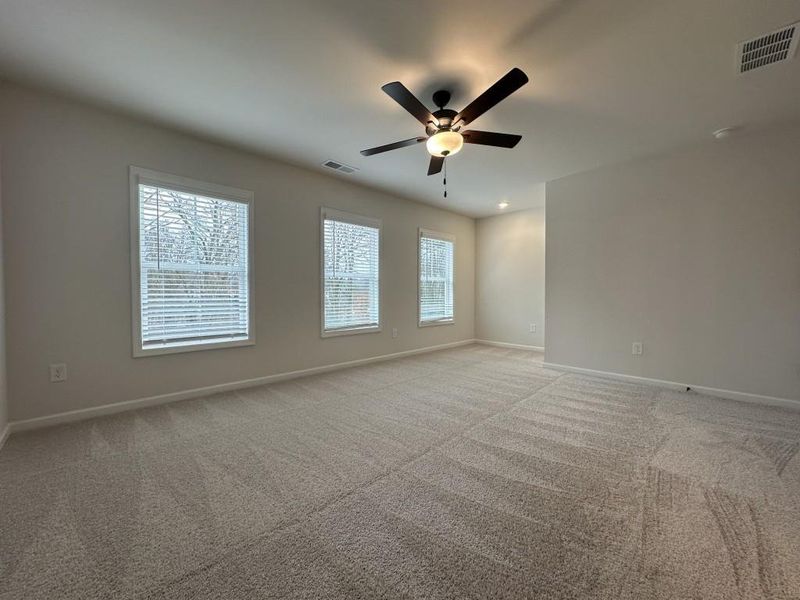 Spacious, unfurnished interior of a new home in Magnolia Grove, Mableton (Image 7).