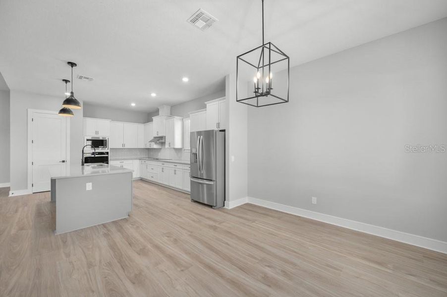 Spacious, unfurnished interior of a new home in , Fruitland Park (Image 19).
