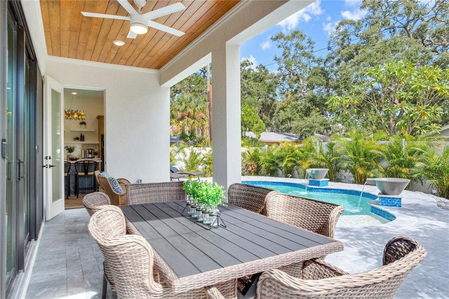 Exterior details and patio area of a home in , Gulfport (Image 4).
