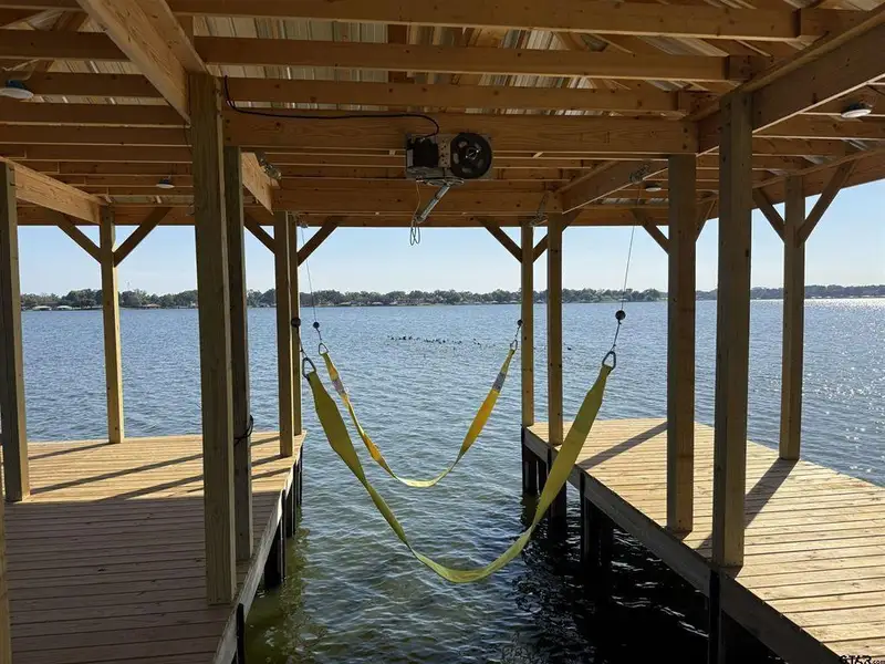 Image 38 of a home in .