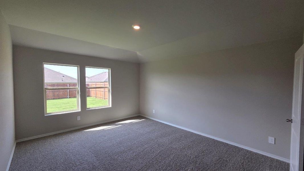Spacious, unfurnished interior of a new home in Rosewood at Beltmill, Fort Worth (Image 13).