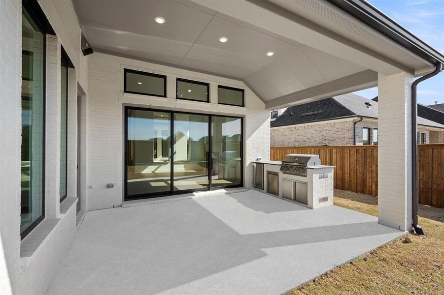 4728 Hawthorn Hills-Back NG-3