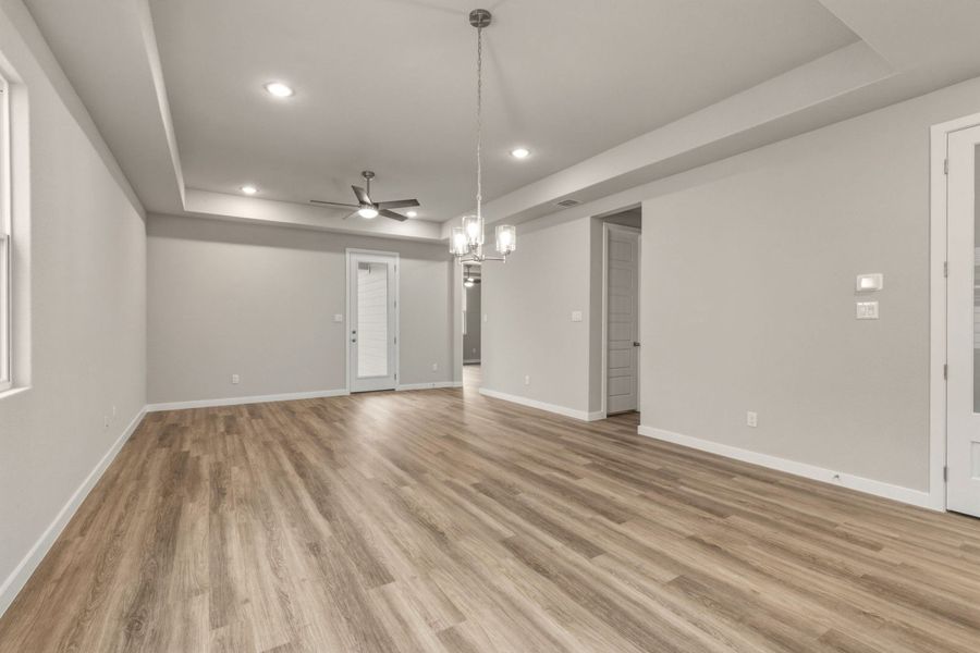 Spacious, unfurnished interior of a new home in Veranda Designer, San Antonio (Image 17).