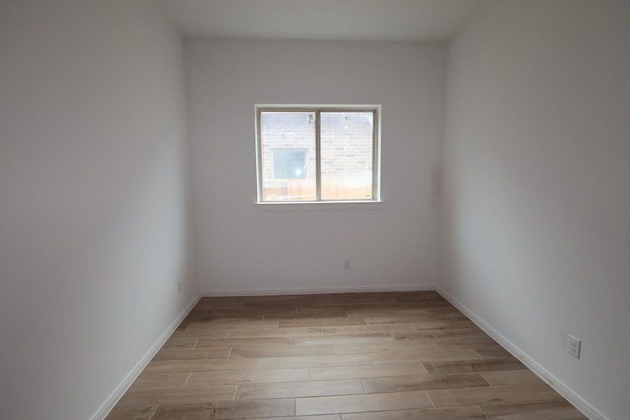 Spacious, unfurnished interior of a new home in Meridiana - Terrace Collection, Manvel (Image 4). Spacious, unfurnished interior of a new home in Meridiana - Terrace Collection, Manvel (Image 4).