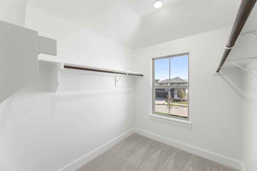 Spacious, unfurnished interior of a new home in The Retreat at Harvest, Argyle (Image 26). Spacious, unfurnished interior of a new home in The Retreat at Harvest, Argyle (Image 26).