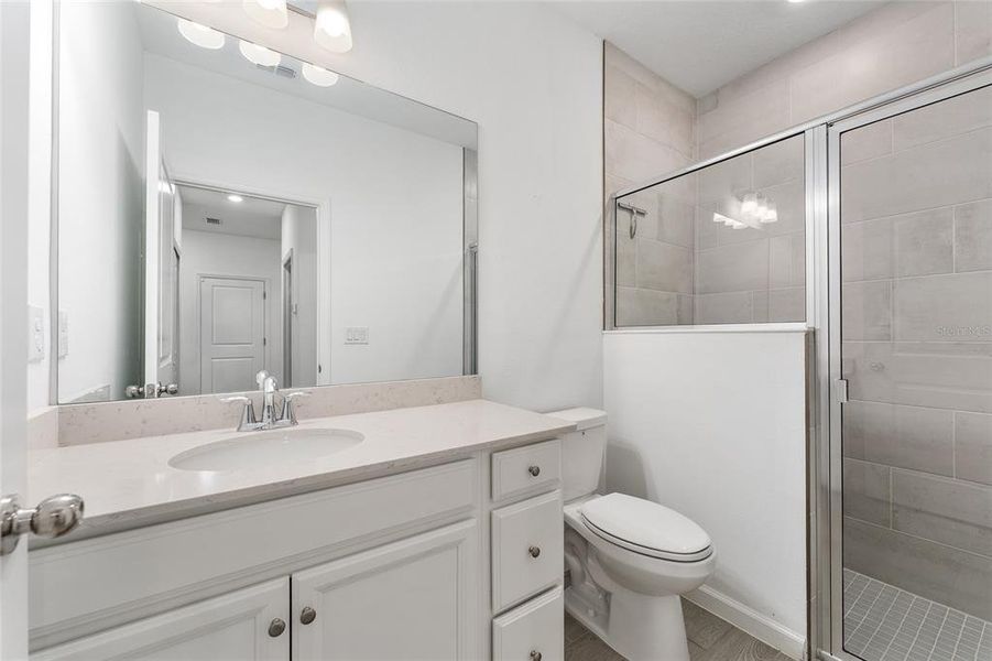 Furnished interior view inside a new home in Liberty Village: Liberty Village - Phase One, Ocala (Image 40).