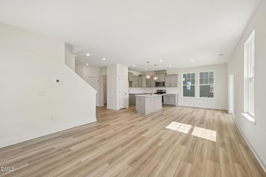 55-web-or-mls-135 Willow Cameron Way-230 55-web-or-mls-135 Willow Cameron Way-230