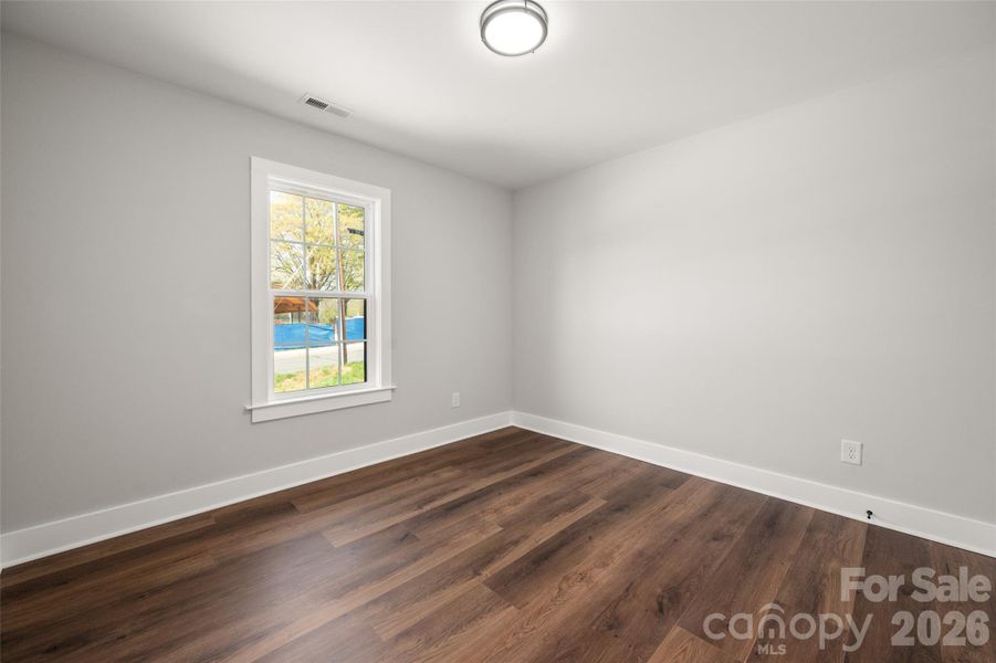 Spacious, unfurnished interior of a new home in , Concord (Image 19).