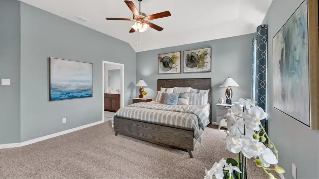 Furnished interior view inside a new home in Lakeview Pointe, Grand Prairie (Image 23).