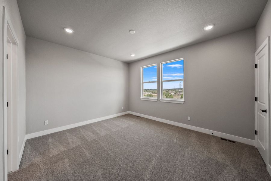 Spacious, unfurnished interior of a new home in Berkeley Villas, Denver (Image 26).