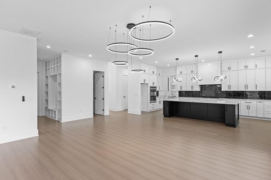 Image 49 of a home in .