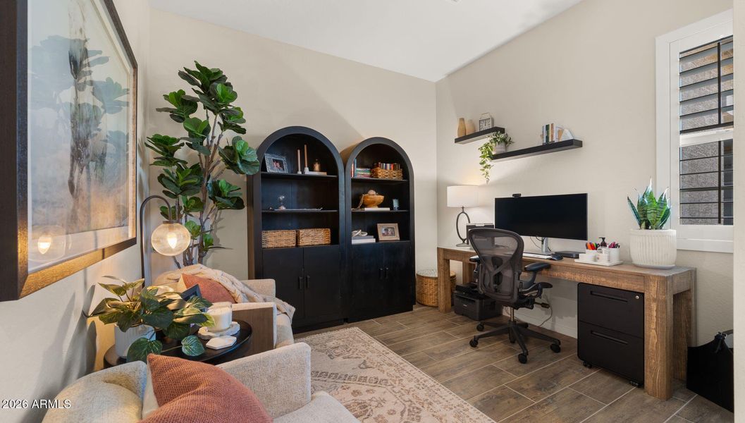 Office/Den Flex space