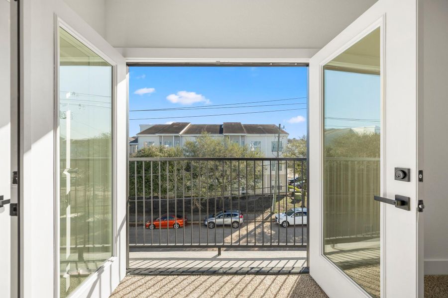 Exterior details and patio area of a home in , Houston (Image 4).