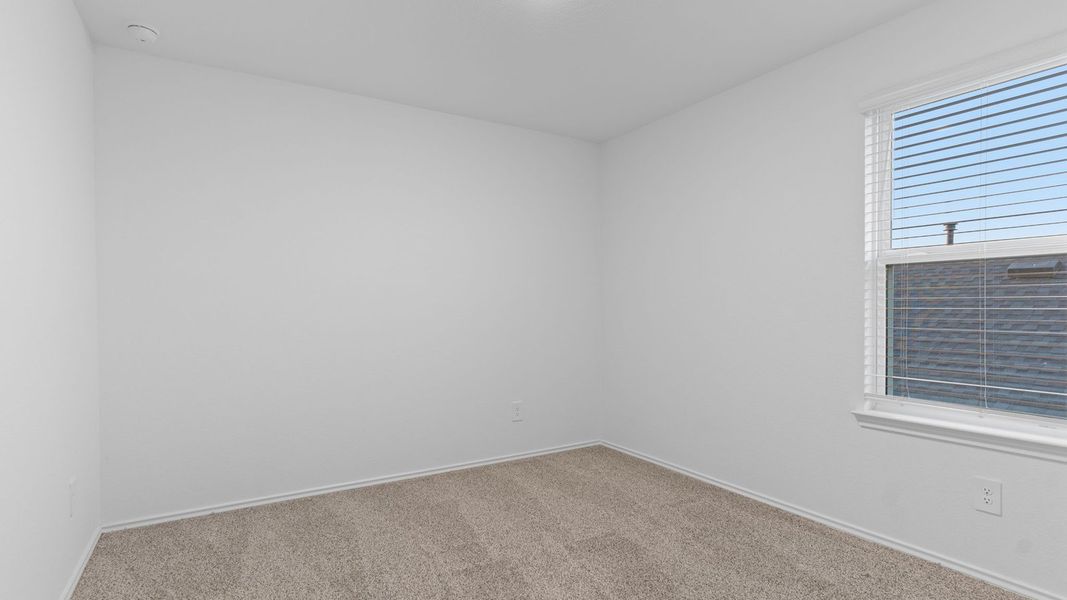 Spacious, unfurnished interior of a new home in Tamarron, Fulshear (Image 29).