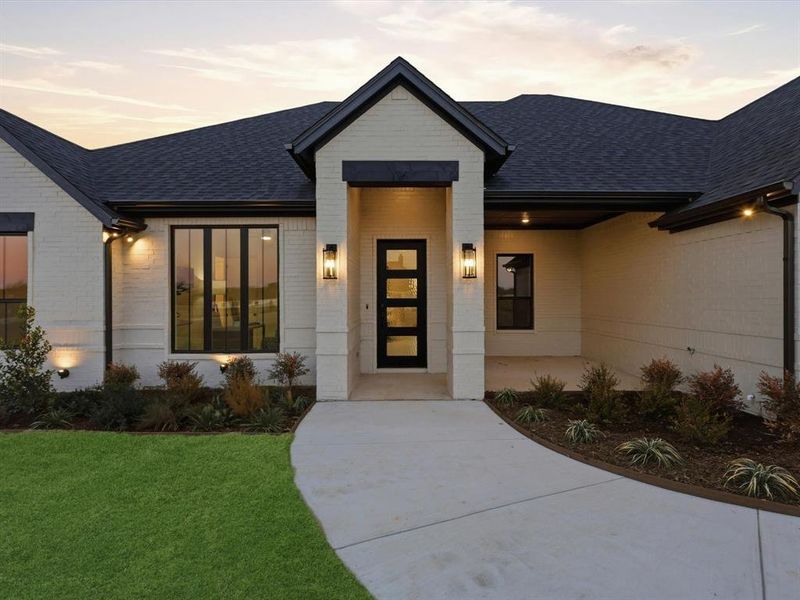 Exterior details and patio area of a home in , Azle (Image 3).
