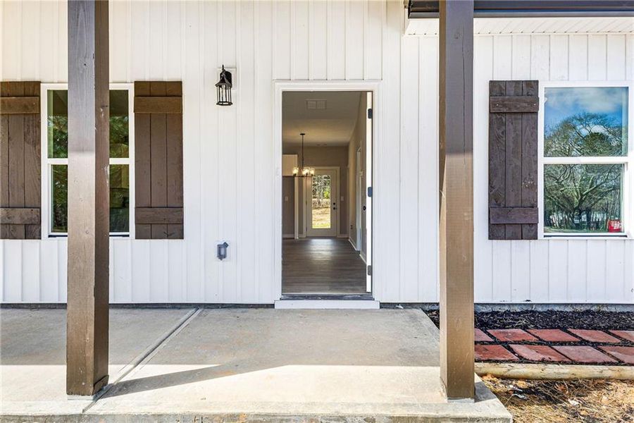 Exterior details and patio area of a home in , Bremen (Image 20).