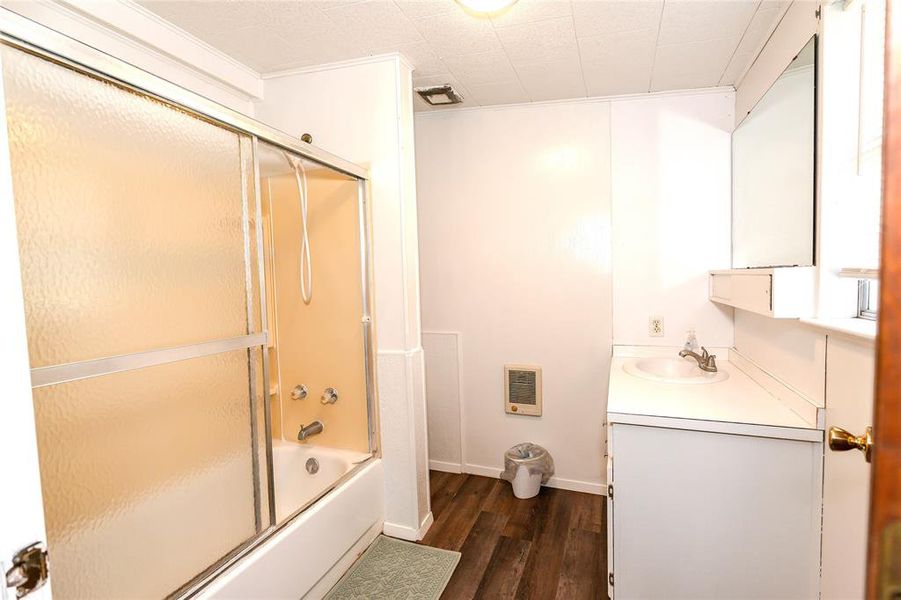 Furnished interior view inside a new home in , Bowie (Image 10).
