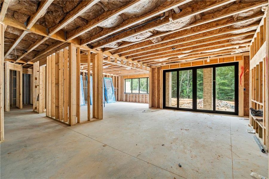 Spacious, unfurnished interior of a new home in , Fairburn (Image 50).