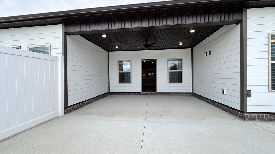 Exterior details and patio area of a home in Veterans Cove, Murfreesboro (Image 35).