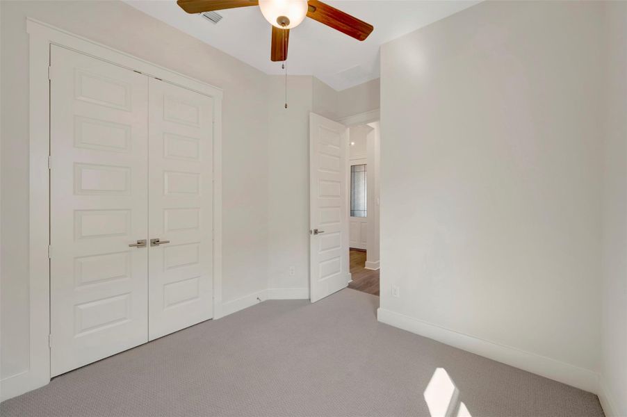 Spacious, unfurnished interior of a new home in Elyson - Reserve Collection, Katy (Image 31).