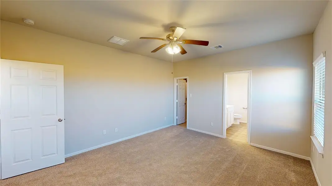 Spacious, unfurnished interior of a new home in Splendora Fields, Splendora (Image 22).