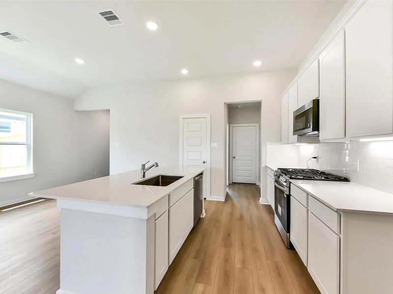 Furnished interior view inside a new home in River Ranch Meadows, Dayton (Image 9). Furnished interior view inside a new home in River Ranch Meadows, Dayton (Image 9).