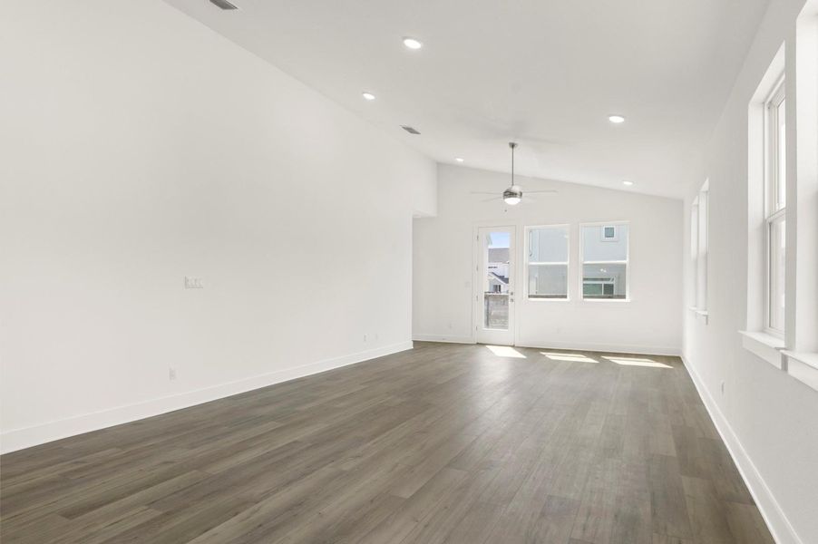 Spacious, unfurnished interior of a new home in The Enclave at Hidden Oaks, Georgetown (Image 31). Spacious, unfurnished interior of a new home in The Enclave at Hidden Oaks, Georgetown (Image 31).