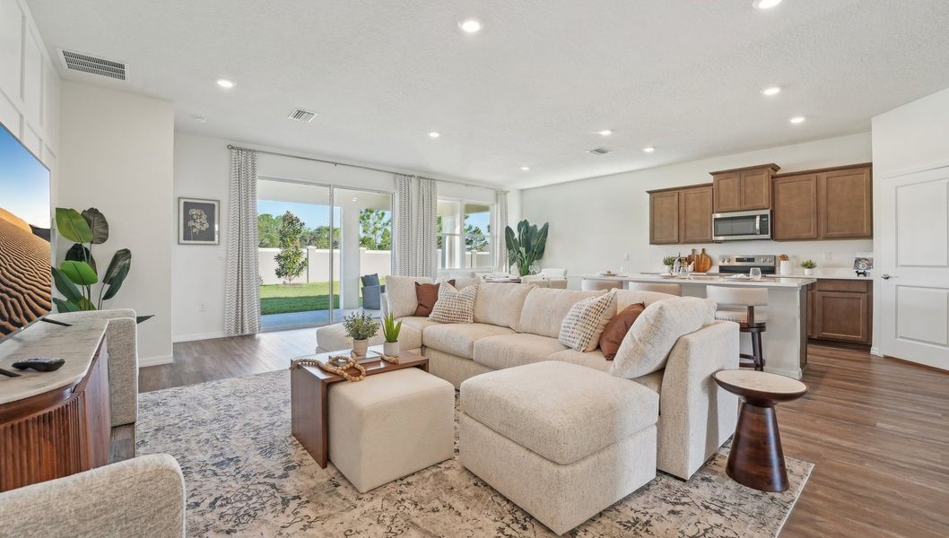 Representative furnished interior of a home built from the Delray by D.R. Horton in Abbott Park, Zephyrhills (Image 6).