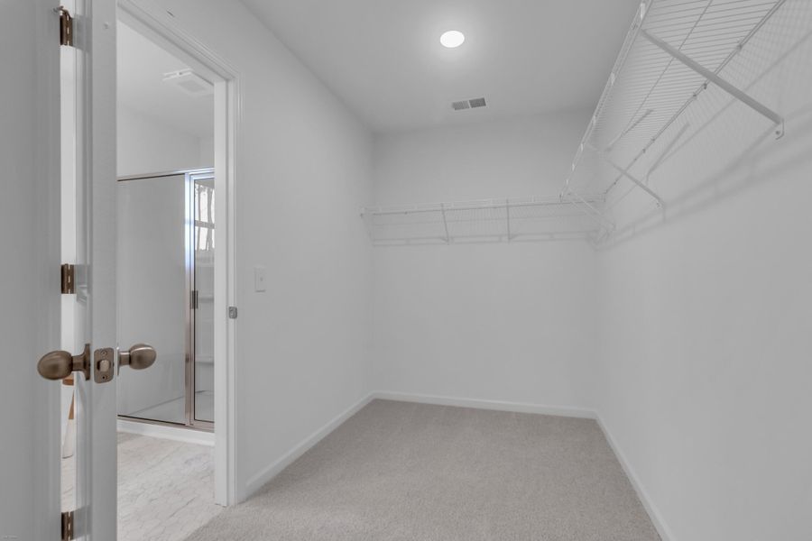 Spacious, unfurnished interior of a new home in , Ravenel (Image 21).