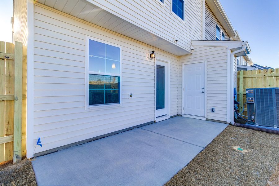 Exterior details and patio area of a home in Astoria, Columbia (Image 3).