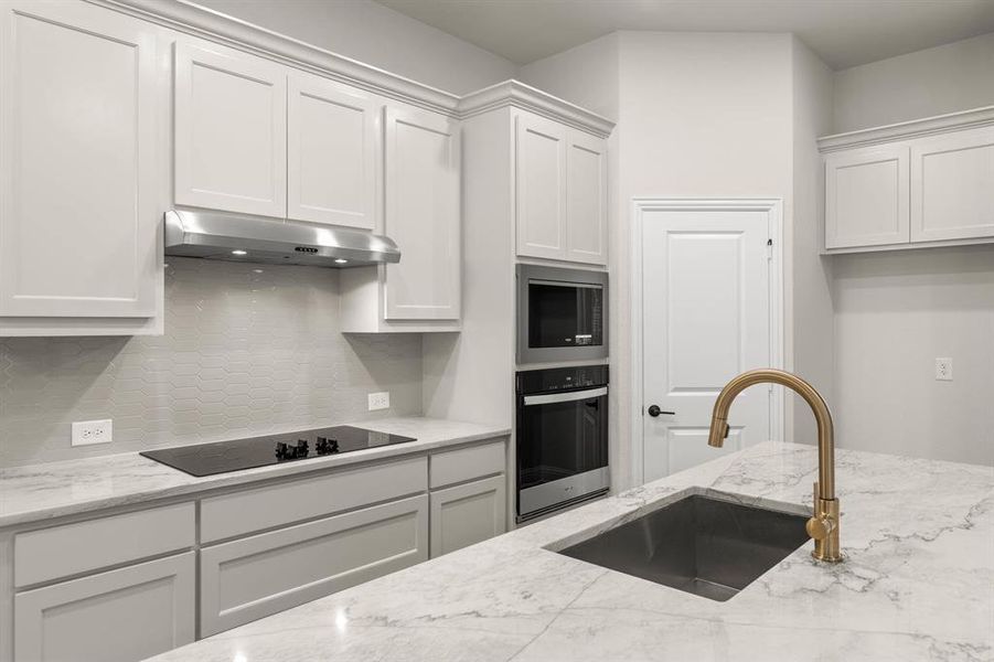 1780 Vista-Kitchen-4 1780 Vista-Kitchen-4