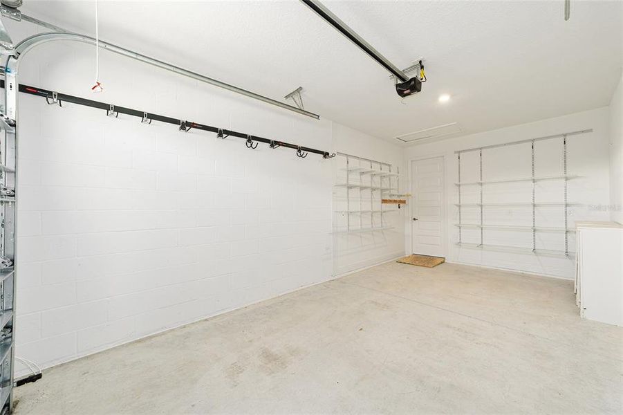 Spacious, unfurnished interior of a new home in , Ocala (Image 57).