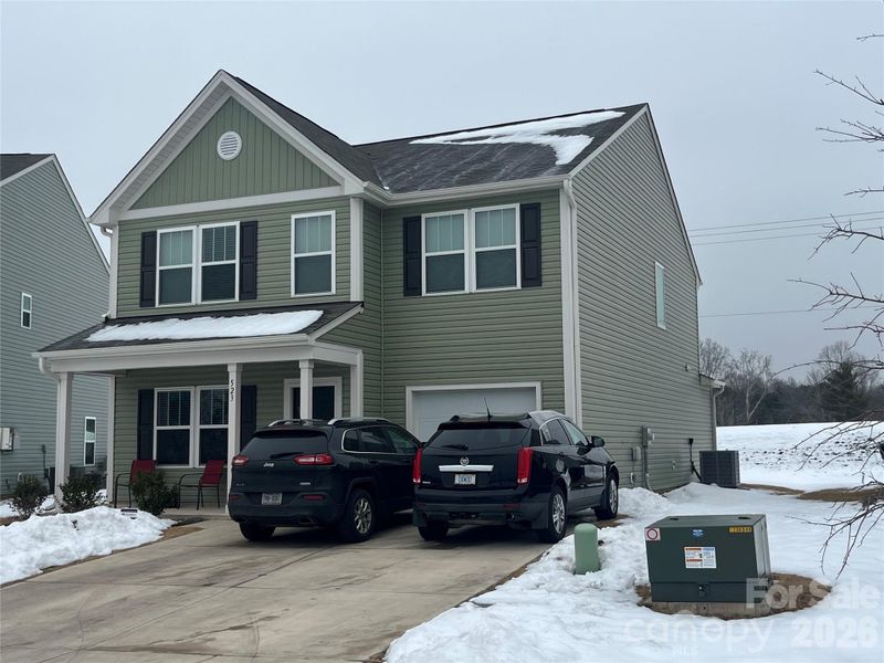 Image 33 of a home in .