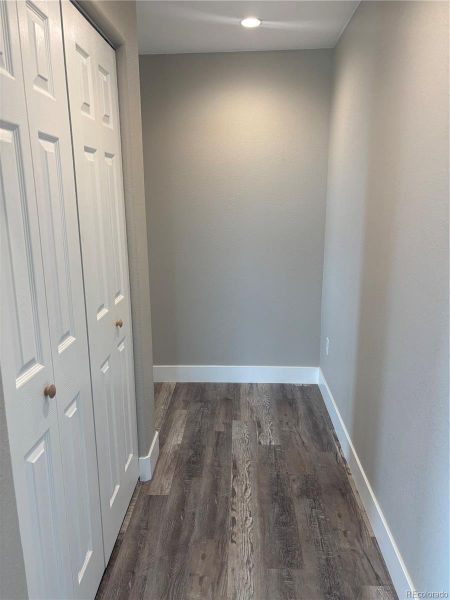 Spacious, unfurnished interior of a new home in , Crestone (Image 19).