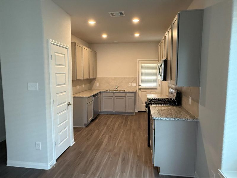 Image 11 of a home in River's Edge. Image 11 of a home in River's Edge.