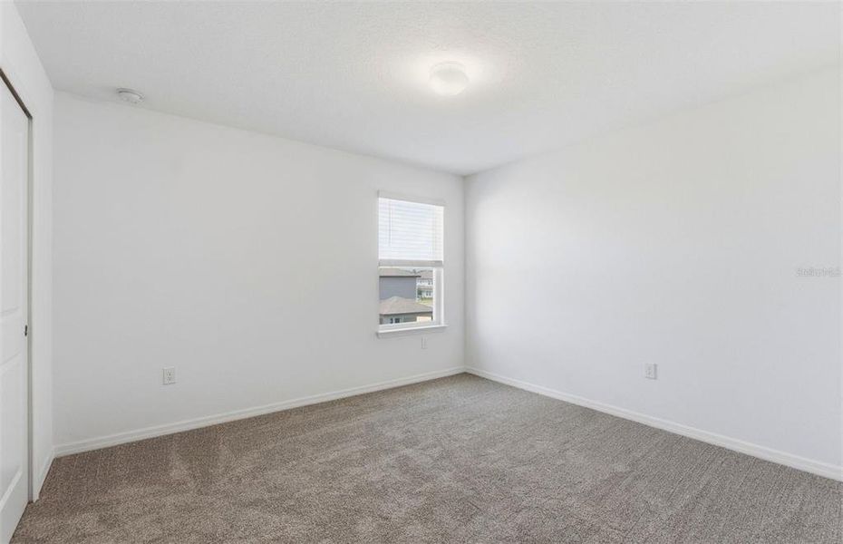 Spacious, unfurnished interior of a new home in Silverlake, Lake Alfred (Image 17).