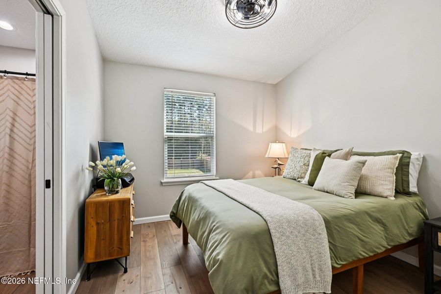 Furnished interior view inside a new home in , Middleburg (Image 5).