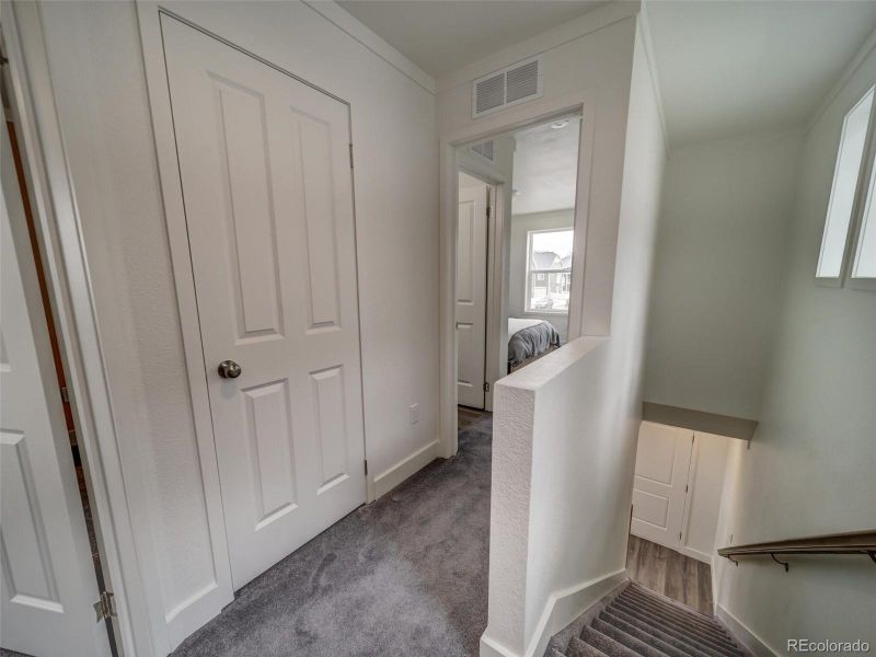 Image 24 of a home in . Image 24 of a home in .